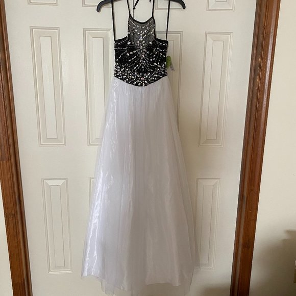 Halter Top Embellished Black and White Gown - Picture 4 of 13